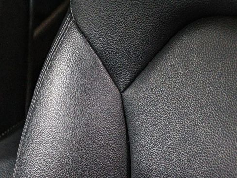 Used 2015 Mercedes-Benz GLA 250 image 25