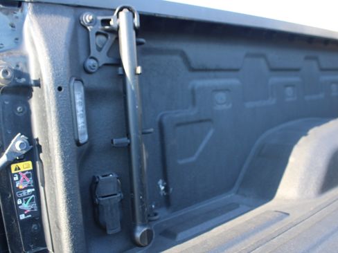 Used 2023 GMC Sierra 2500 Denali w/ Denali Black Diamond Edition image 55