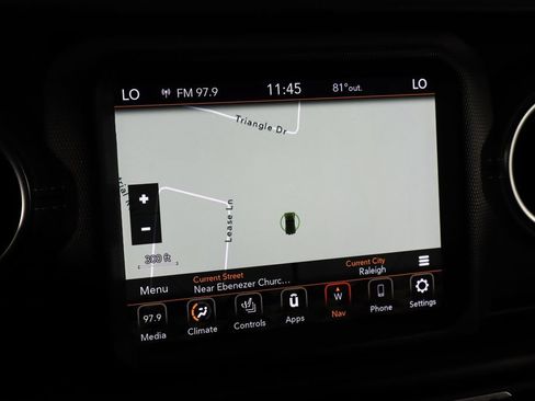 Used 2023 Jeep Wrangler Unlimited Sahara w/ Cold Weather Group AWD/4WD image 37