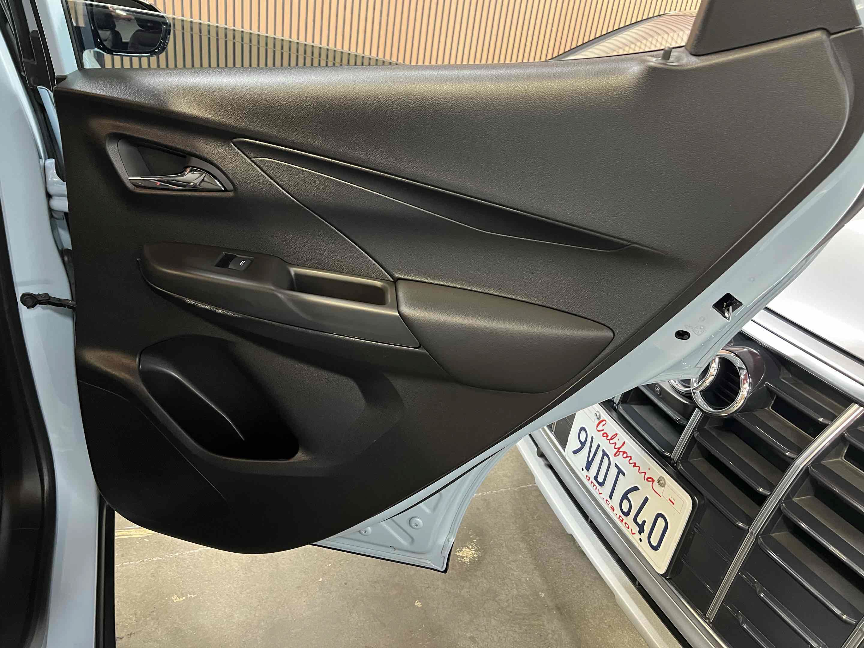 Used 2023 Chevrolet Bolt LT w/ Infotainment Package FWD image 67