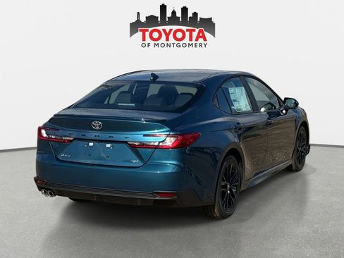 New 2026 Toyota Camry SE image 3