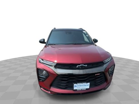 Certified 2023 Chevrolet TrailBlazer RS w/ Sun and Liftgate Package AWD/4WD image 3
