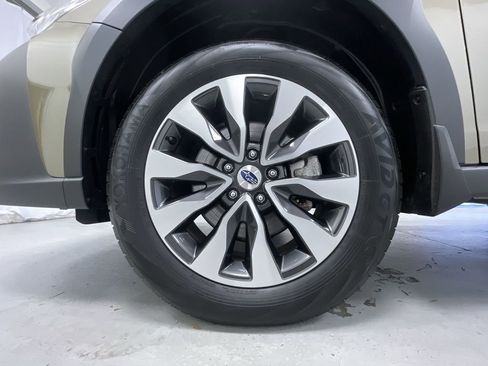 Used 2025 Subaru Outback Limited image 13