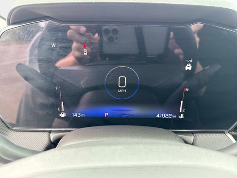 Used 2024 Chevrolet TrailBlazer LT w/ Convenience Package FWD image 29