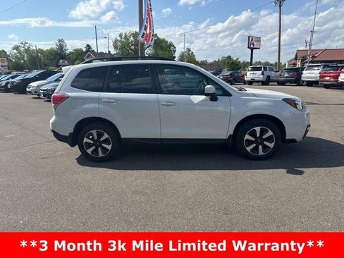 Used 2018 Subaru Forester 2.5i Premium AWD/4WD image 2