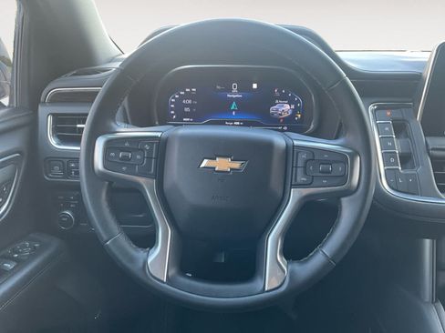 Used 2023 Chevrolet Suburban LT AWD/4WD image 12