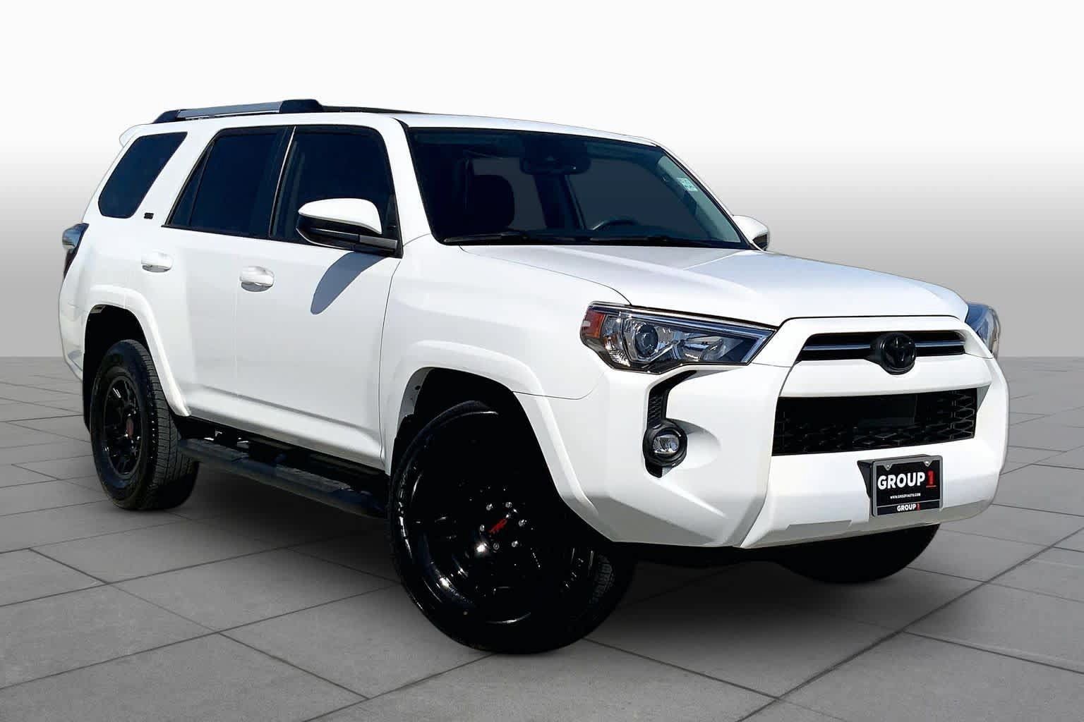 Used 2022 Toyota 4Runner SR5 RWD image 3