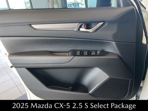 New 2025 MAZDA CX-5 AWD 2.5 S w/ Select Package image 6