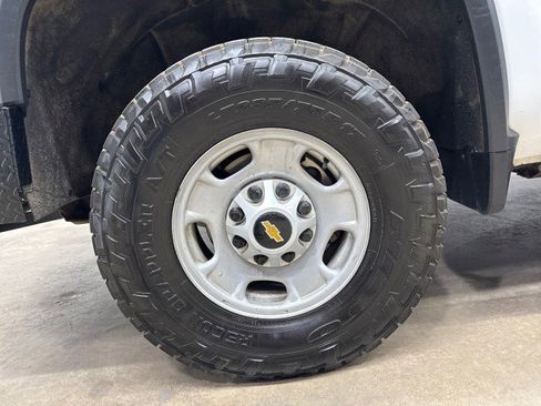 Used 2024 Chevrolet Silverado 2500 W/T w/ WT Convenience Package image 39