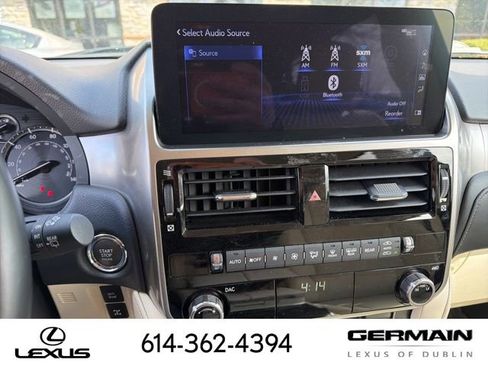 Used 2023 Lexus GX 460 Premium image 11