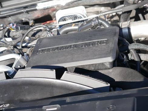 Used 2024 GMC Sierra 2500 Denali Ultimate w/ Snow Plow Prep/Camper Package image 9