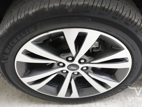 Used 2021 Ford Expedition Limited AWD/4WD image 31