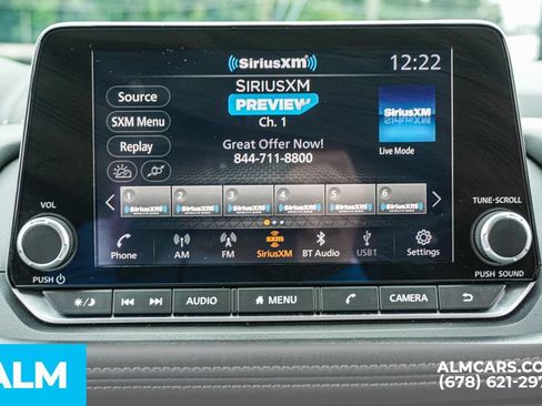 Used 2024 Nissan Rogue S FWD image 37