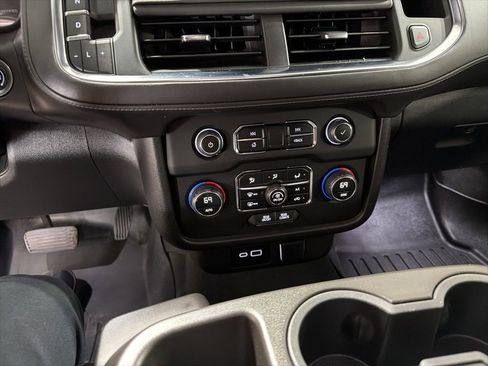 Used 2023 Chevrolet Tahoe 4WD w/ 1FL Safety Package image 28