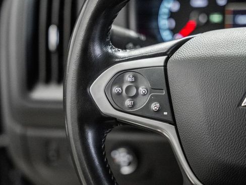 Used 2022 Chevrolet Colorado ZR2 image 35