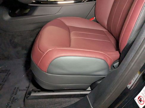 New 2025 Land Rover Range Rover Sport Autobiography image 4