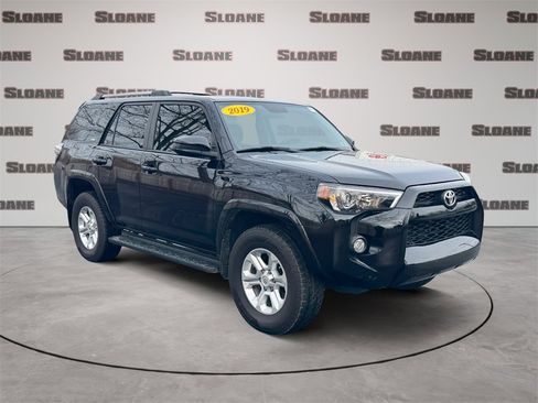 Used 2019 Toyota 4Runner SR5 image 7