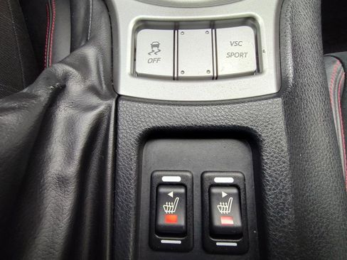 Used 2014 Subaru BRZ Limited w/ Popular Package #1B image 19