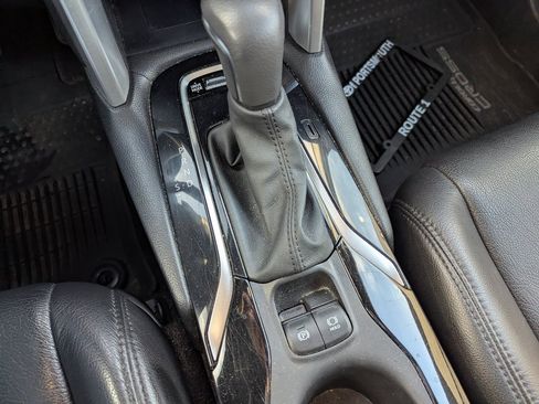 Used 2023 Toyota Corolla Cross XSE image 20