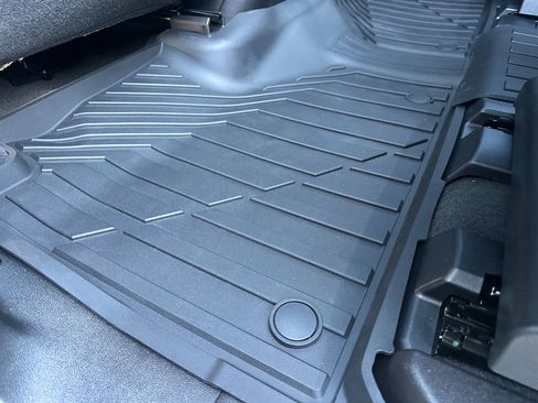 Used 2021 Chevrolet Tahoe High Country w/ Premium Package 2 image 20