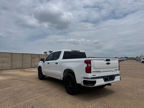 Used 2023 Chevrolet Silverado 1500 Custom RWD image 16