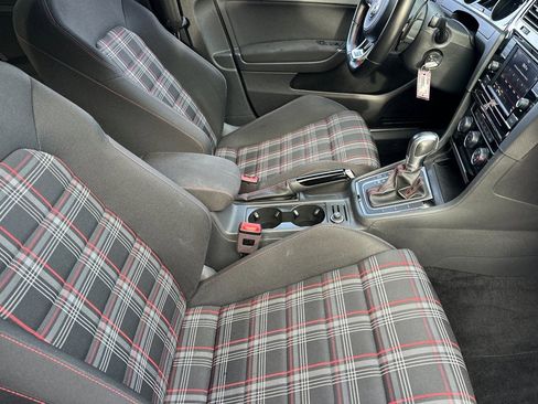 Used 2018 Volkswagen GTI S image 30