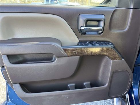 Used 2018 Chevrolet Silverado 1500 LT w/ Texas Edition image 24