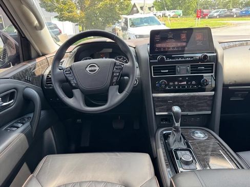 Certified 2024 Nissan Armada Platinum w/ Captain's Chairs Package RWD image 15