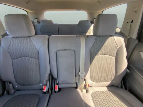 Used 2016 Chevrolet Traverse LS AWD/4WD image 23