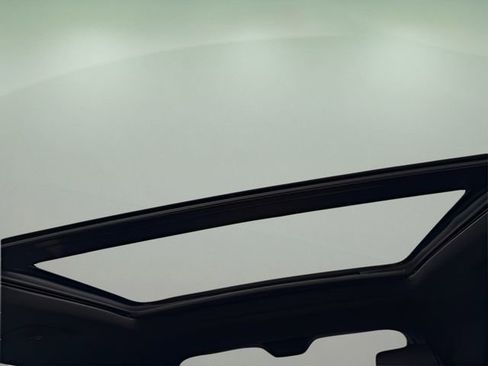 Used 2023 Cadillac XT4 Sport image 14