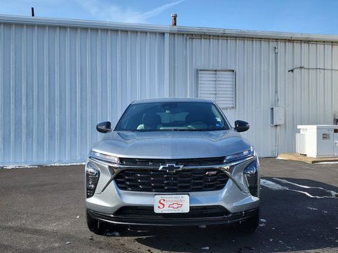New 2026 Chevrolet Trax RS FWD image 8