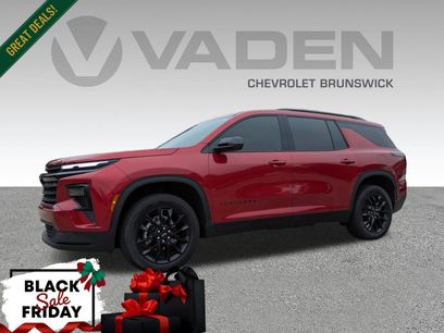 Used 2025 Chevrolet Traverse LT w/ Enhanced Driving Package