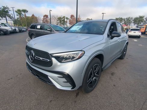 Certified 2025 Mercedes-Benz GLC 350e 4MATIC image 19