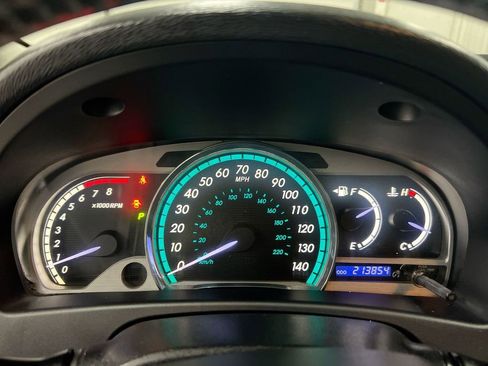 Used 2013 Toyota Venza XLE w/ XLE Premium Pkg image 12