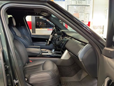 Used 2024 Land Rover Range Rover Long Wheelbase SE AWD/4WD image 19