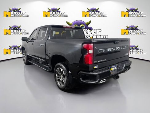 Used 2024 Chevrolet Silverado 1500 High Country w/ Technology Package image 7