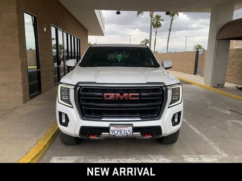 Certified 2022 GMC Yukon AT4 AWD/4WD image 2