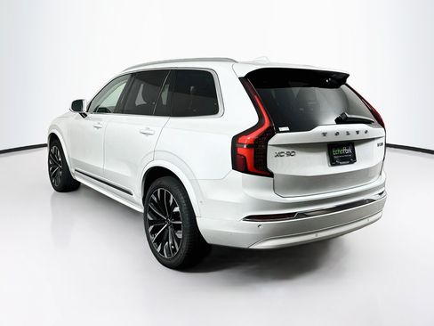 Used 2025 Volvo XC90 B5 Plus AWD/4WD image 5