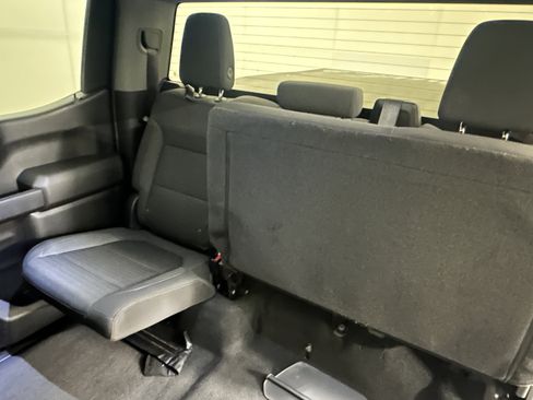 Used 2021 Chevrolet Silverado 1500 LT image 21