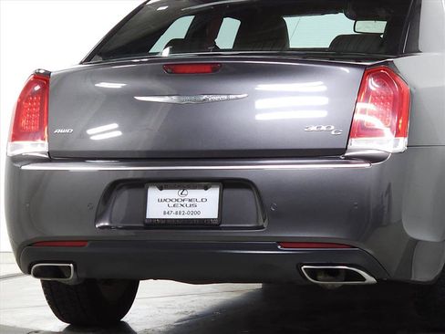 Used 2016 Chrysler 300 C Platinum w/ Safetytec Plus Group image 8