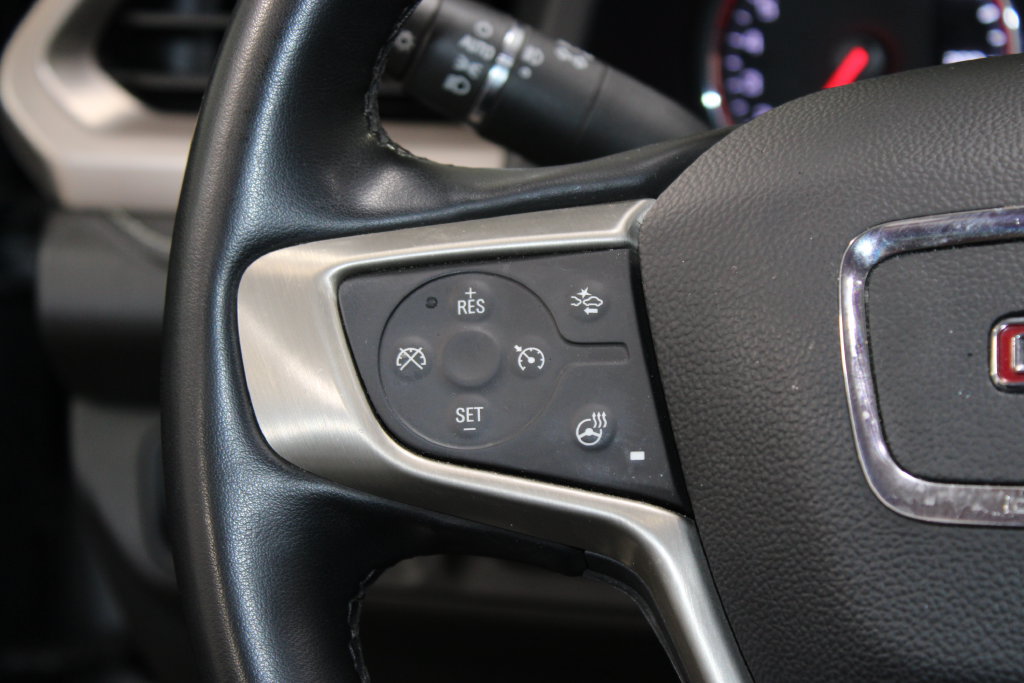 Used 2023 GMC Acadia Denali FWD image 16