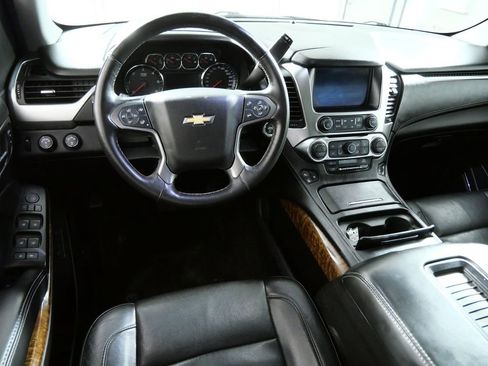 Used 2016 Chevrolet Suburban LTZ AWD/4WD image 4