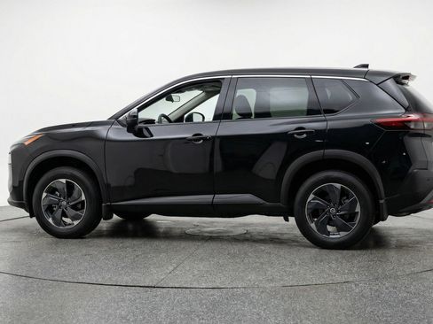 Used 2025 Nissan Rogue SV AWD/4WD image 5