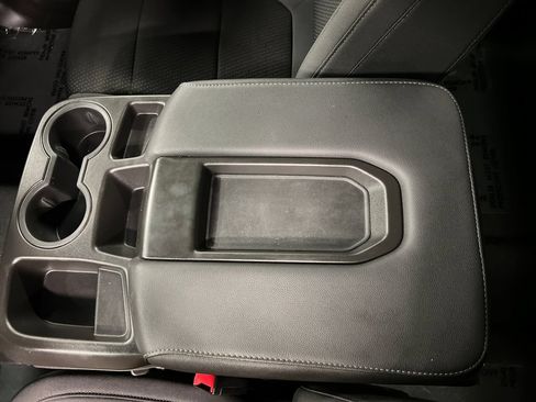 Certified 2021 Chevrolet Silverado 1500 Custom Trail Boss w/ LPO, Dark Essentials Package AWD/4WD image 26