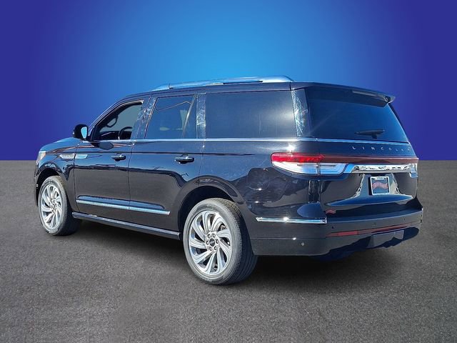 Used 2024 Lincoln Navigator Premiere AWD/4WD image 6