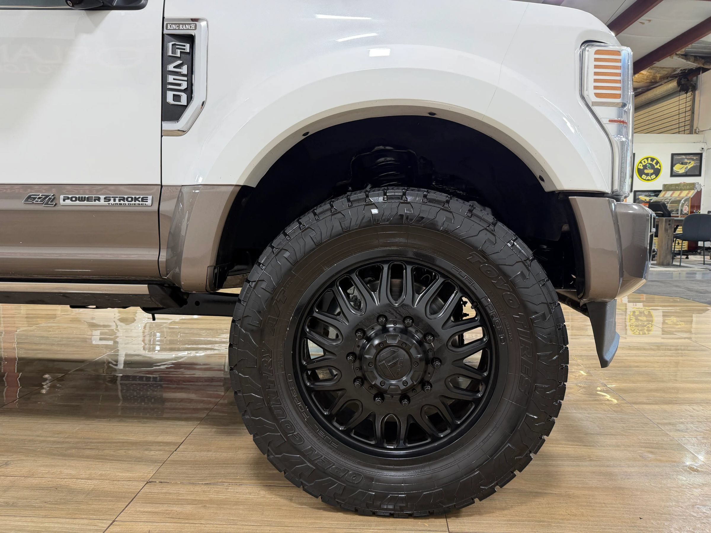 Used 2020 Ford F450 King Ranch w/ King Ranch Ultimate Package AWD/4WD image 4