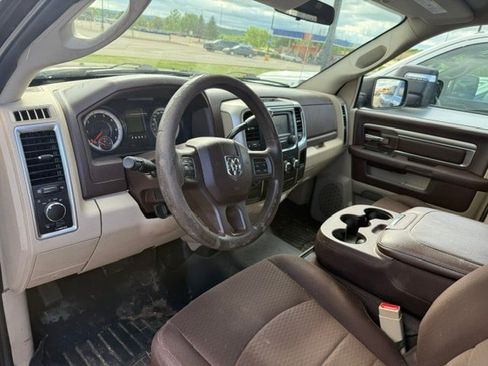 Used 2017 RAM 2500 SLT AWD/4WD image 5