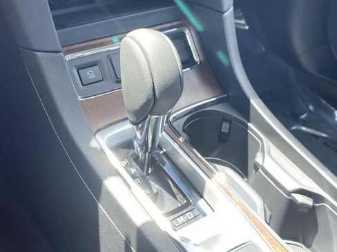 Used 2025 Subaru Ascent Touring image 31