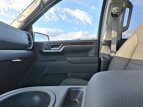 New 2026 GMC Sierra 1500 SLE image 26