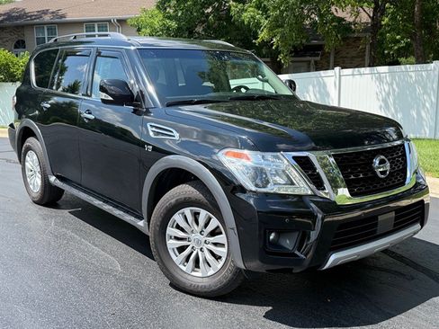 Used 2017 Nissan Armada SV w/ Driver Package AWD/4WD image 4